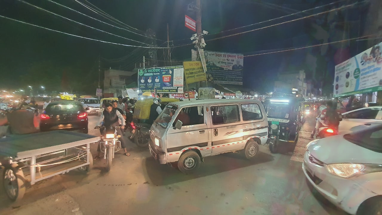 auraiya-couple-dies-in-road-accident