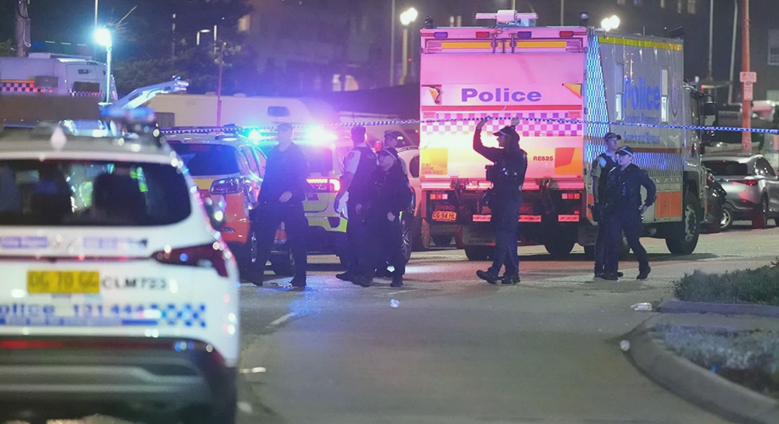 sydney.-attack.-16-killed
