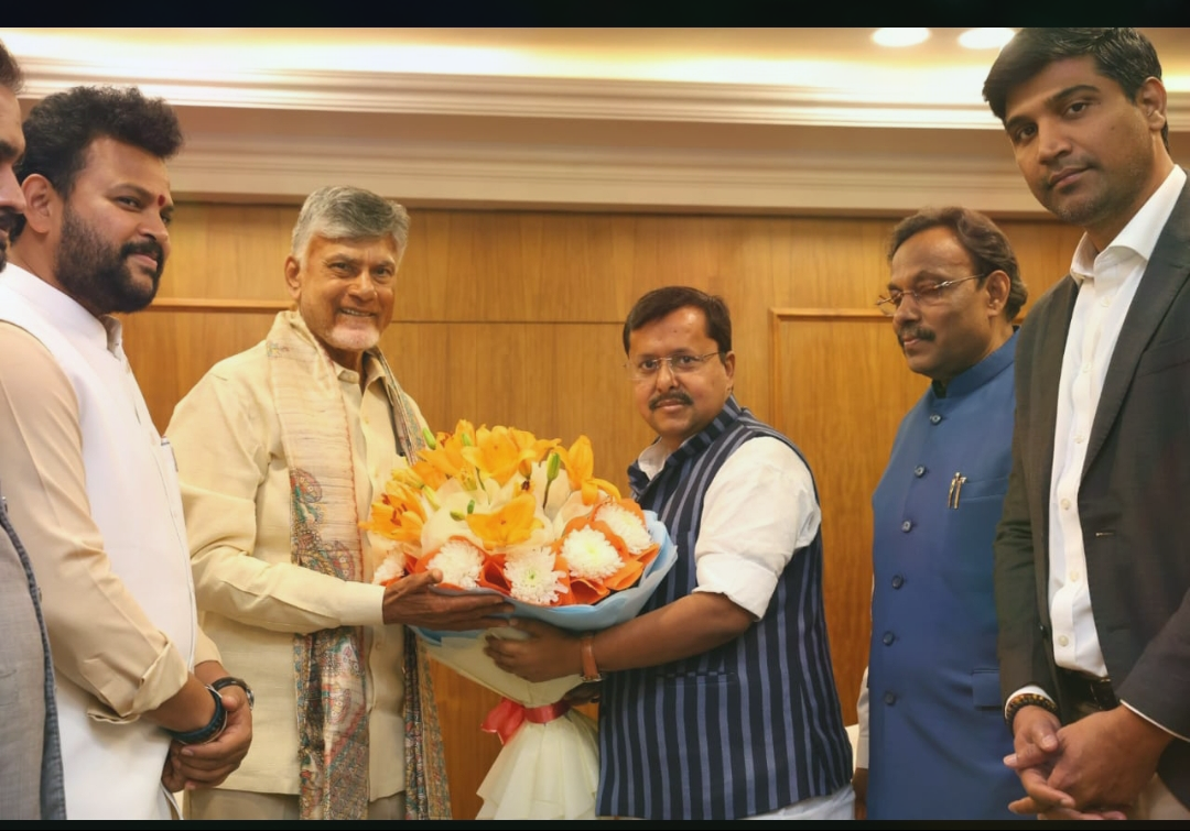 chanderbabu-naidu-met-nitin-nabin