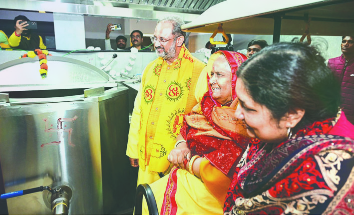 haridwarsocialshantikunjlaunch-of-machines-in-the