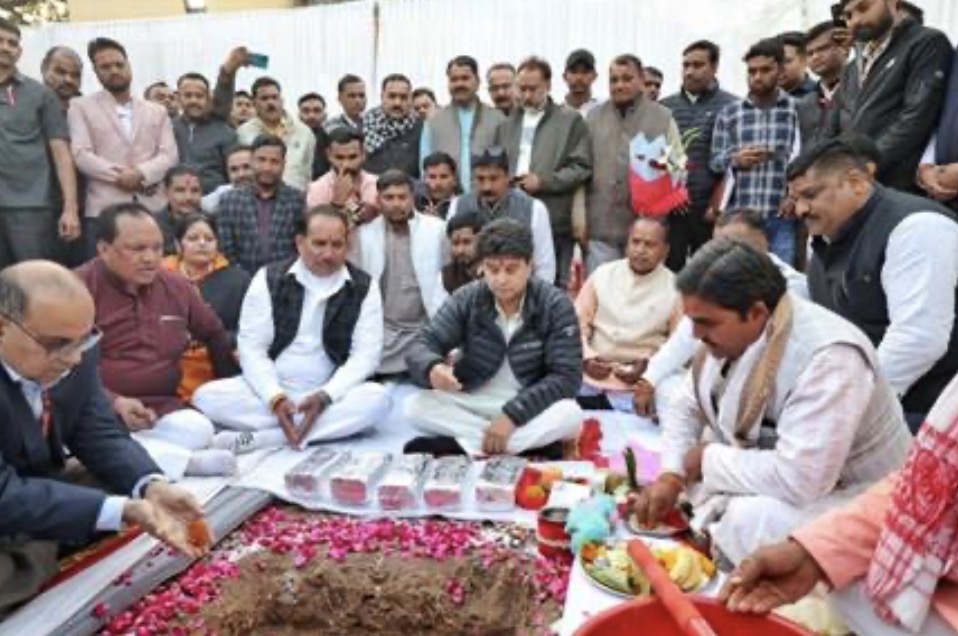 jyotiraditya-scindhiya-india-post-infrastructure-b