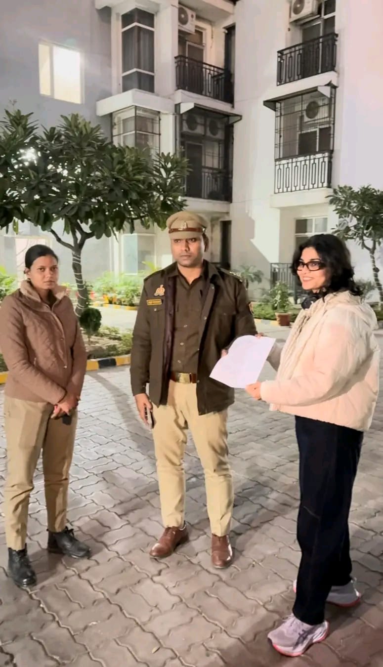 up-vns-folk-singer-neha-singh