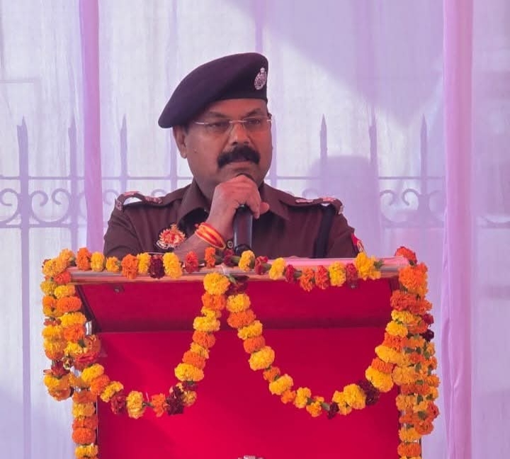 traffic-police-black-film-2yrs-39114-chalans