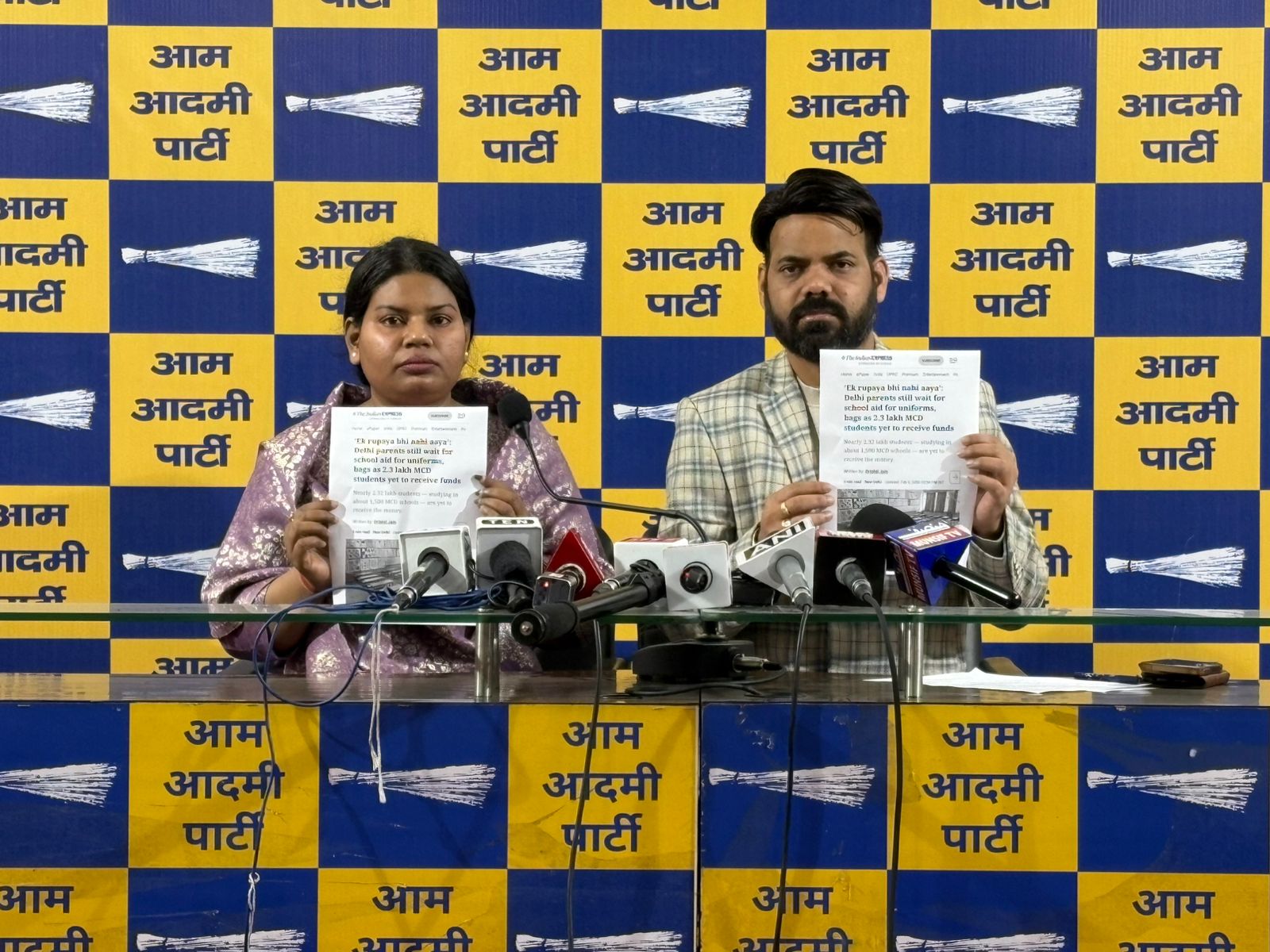 aap-criticise-govt-mcd-school