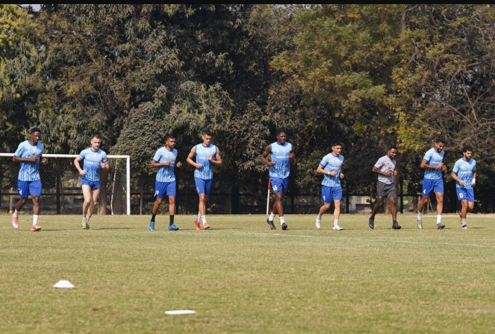 sports-football-isl-matchpriviev