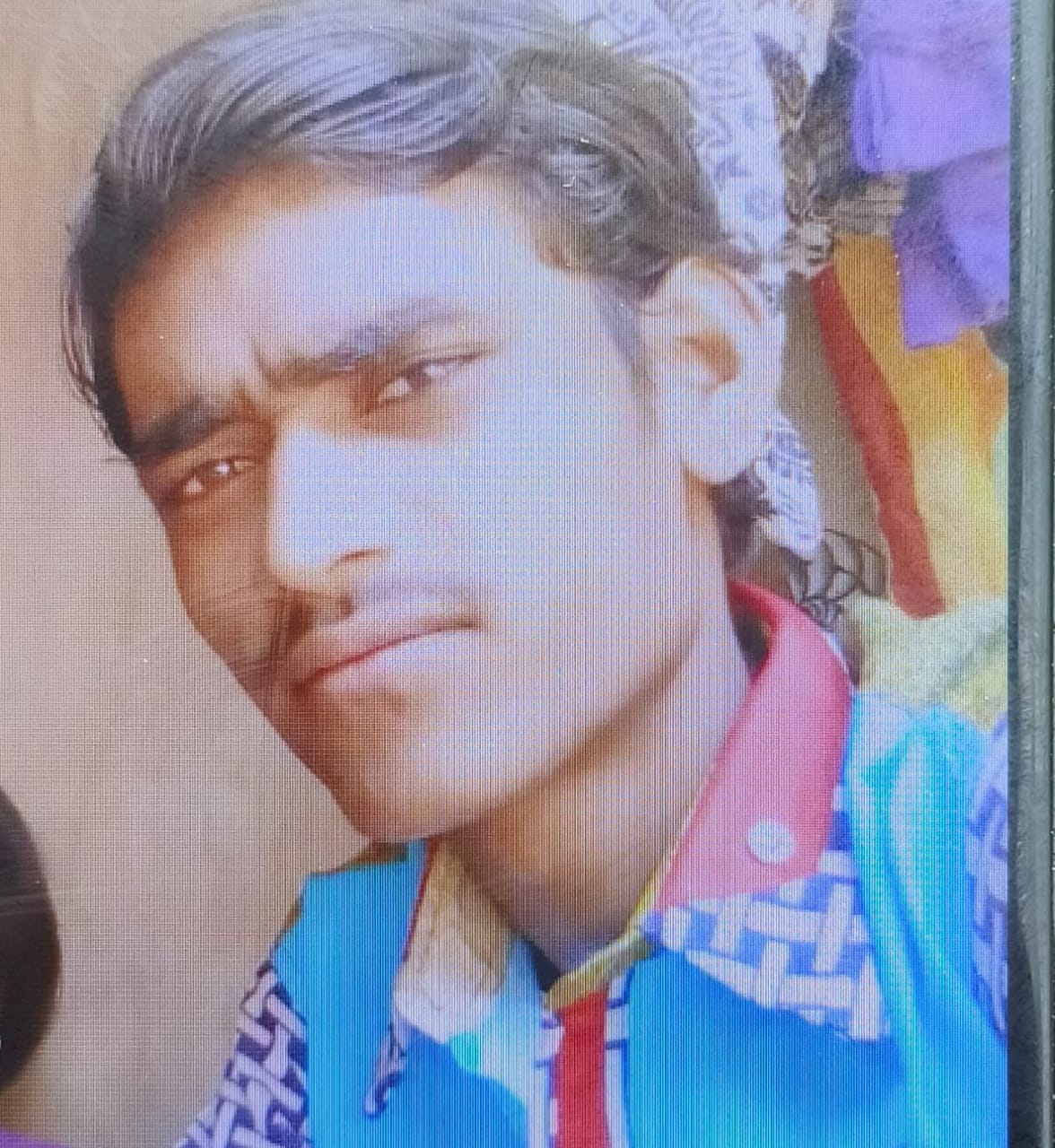 young-man-hanged-himself-and-died