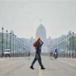 दिल्ली में ‘Heatwave’ का रेड अलर्ट: 43 डिग्री तक जाएगा पारा, दमघोंटू हुई हवा, जानें आज कैसा रहेगा मौसम?