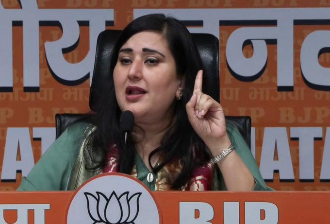 bansuri-swaraj-aap-kejriwal