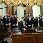 डोनाल्ड ट्रंप ने की इजराइल-लेबनान के बीच तीन सप्ताह के संघर्ष विराम की घोषणा