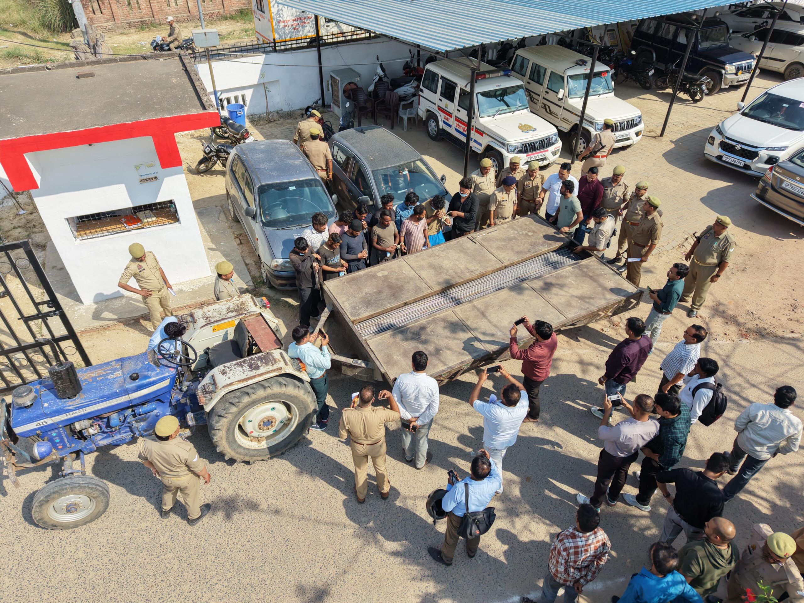 up-crime-12-accused-arrest