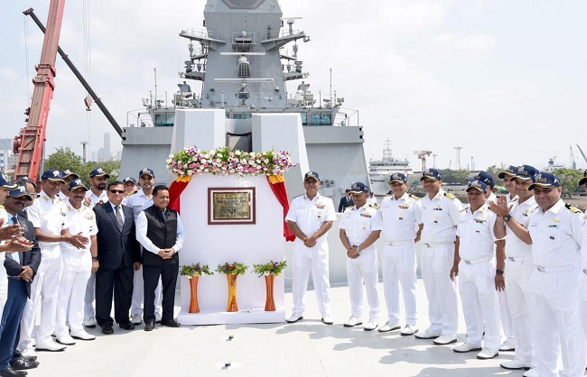 navy-mahendragiri-warship