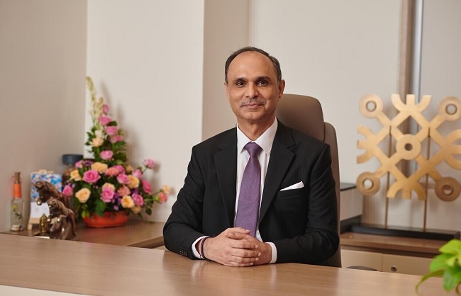 sanjay-khanna-assumes-charge