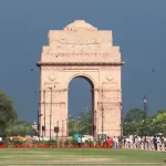 दिल्ली में सुबह रही गर्म, पारा 44 डिग्री तक पहुँचने के आसार, AQI ‘मध्यम’ श्रेणी में बरकरार