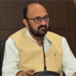 UP के शिक्षा मंत्री योगेंद्र उपाध्याय का बड़ा बयान: ‘जॉनी-जॉनी यस पापा’ और ‘रेन-रेन गो अवे’ से बिगड़ रहे बच्चों के संस्कार