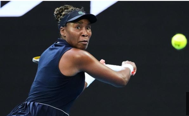 sports-tennis-frenchopen-venuswilliams-haileybapti