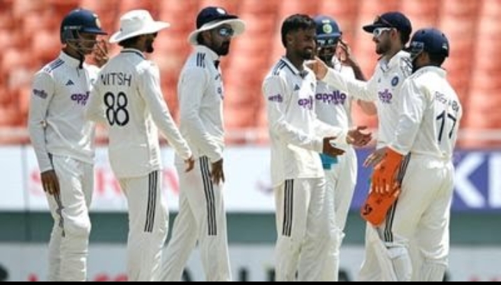 sports-cricket-indvsafg-suthar-6ondebut
