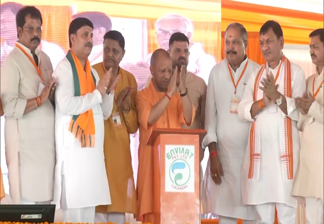 up-cm-yogi-visit-gonda