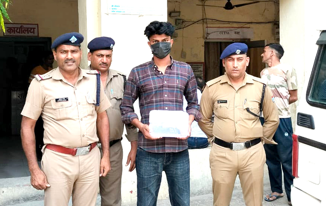 uk-pilla-gang-arrest