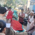 रामपुर तिराहा के नर्सिंग होम में डिलीवरी के दौरान महिला की मौत,परिजनों का हंगामा