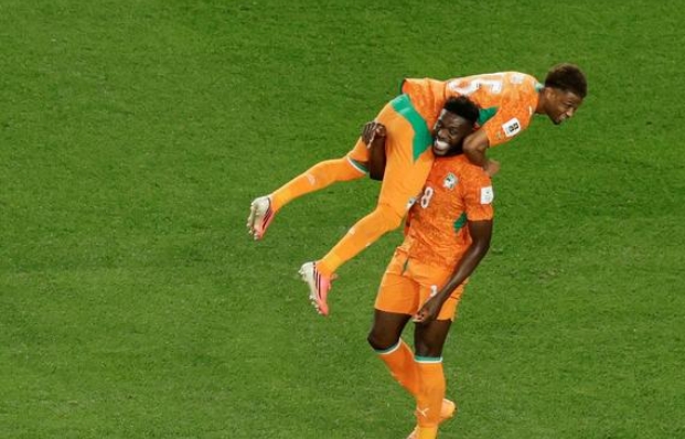 sports-football-fifawc-ivory-coast-bt-ecuador