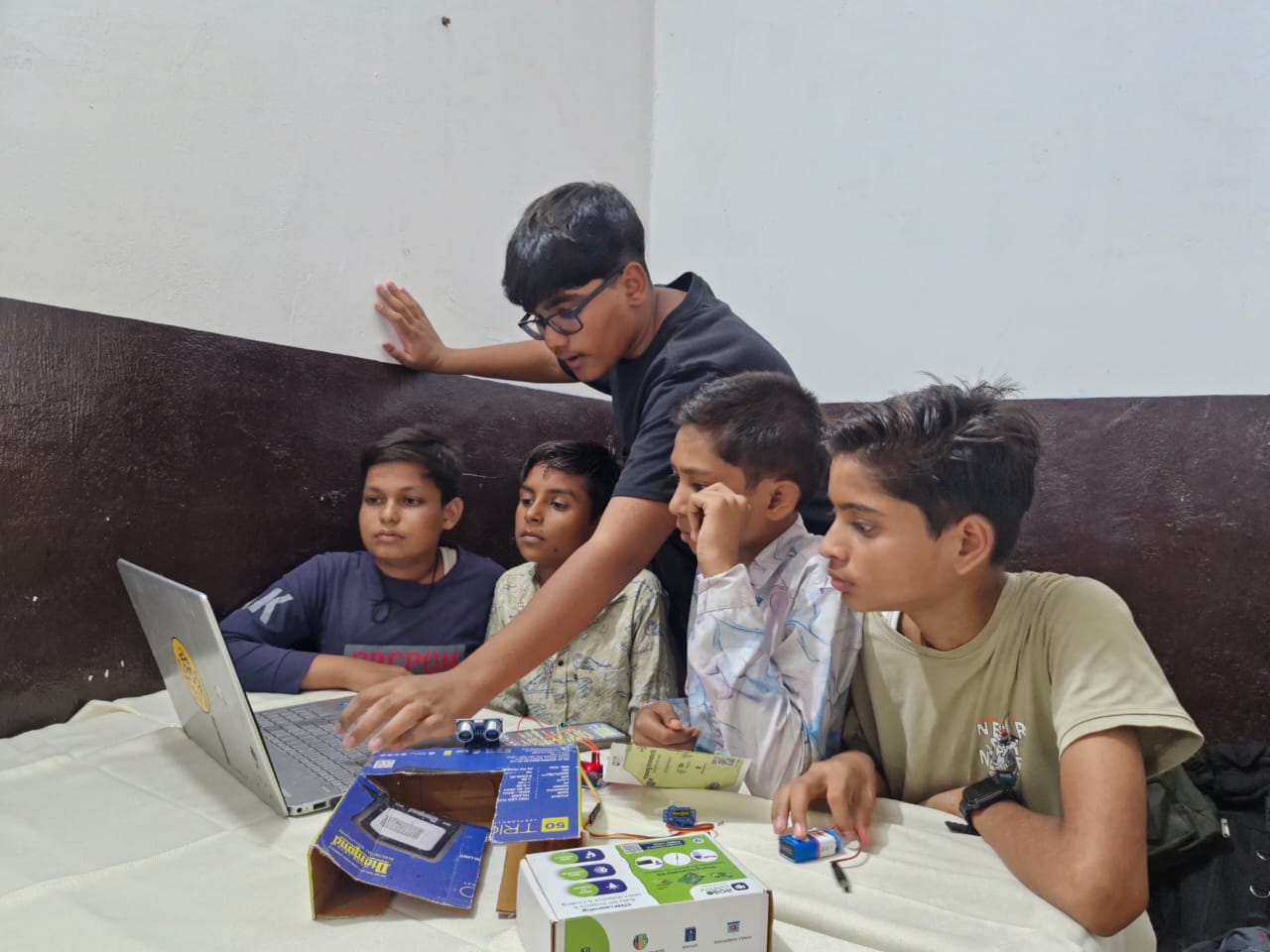 children-learned-robotics