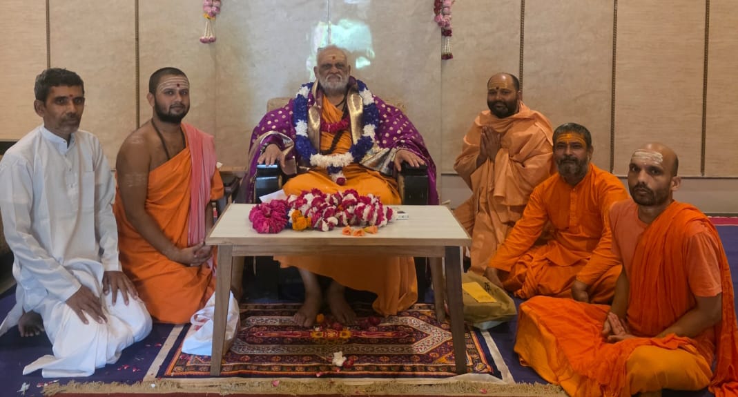 uk-girish-ashram-anandotsav