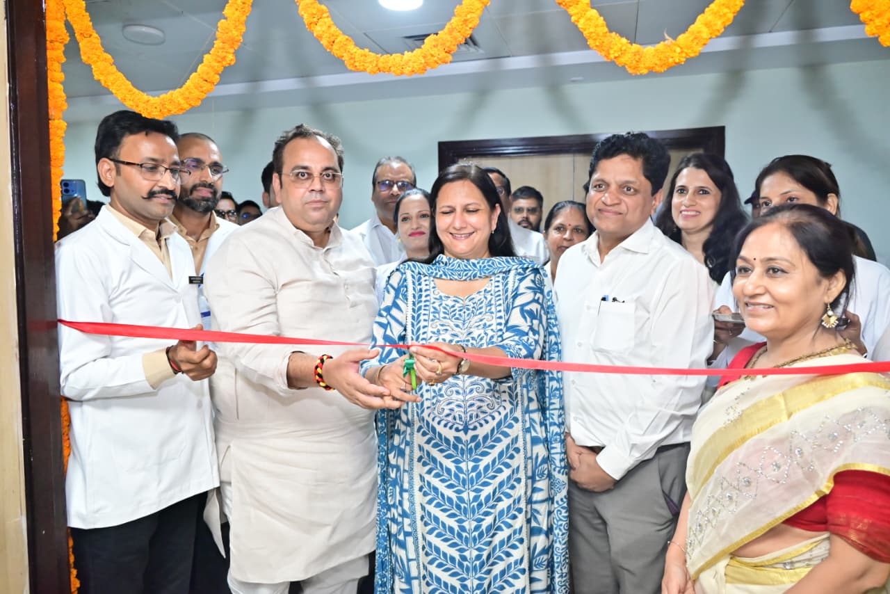 inaugurates-opd-indira-gandhi-hospital