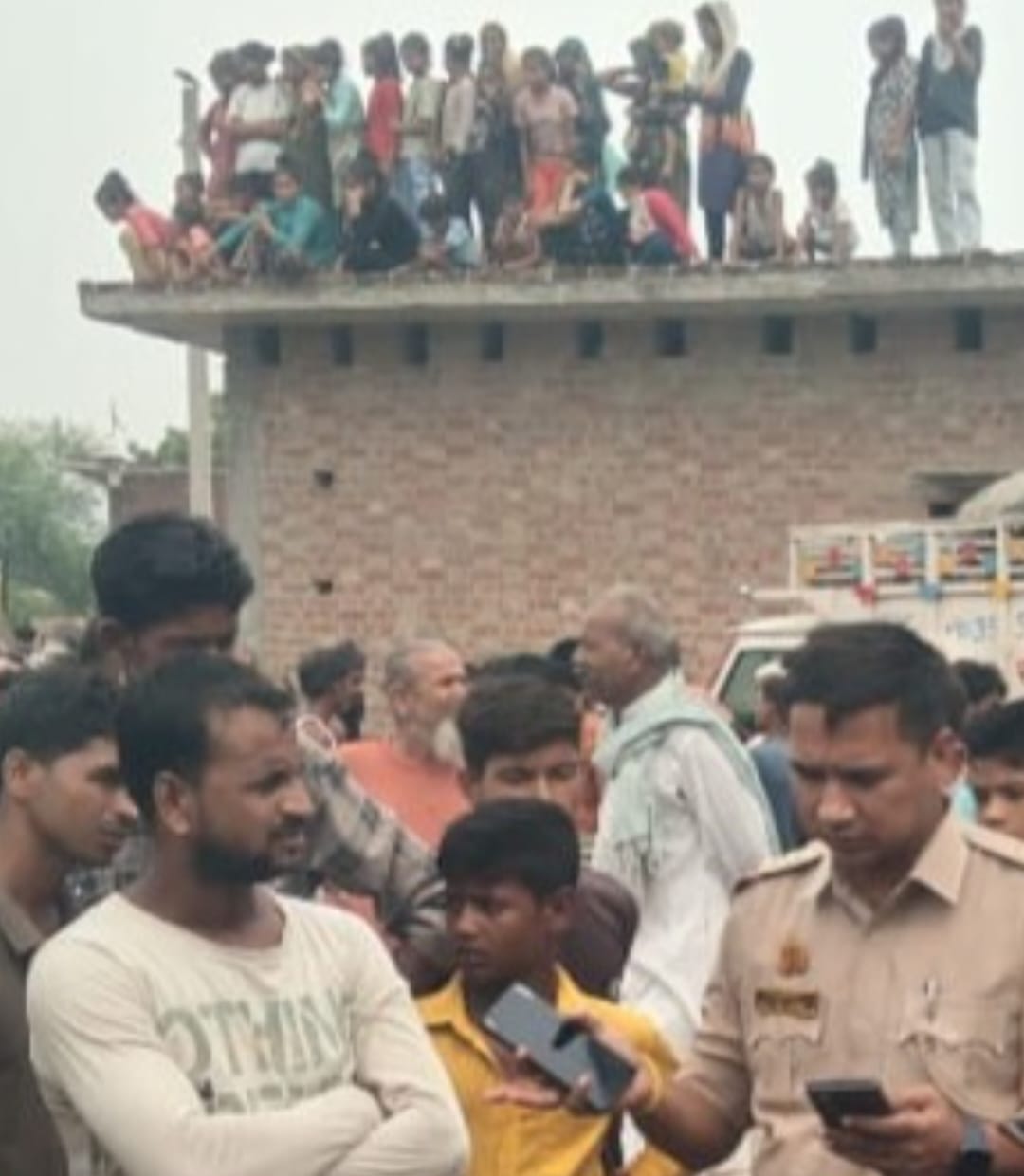 up-farrukhabad-man-death-drowing-nala
