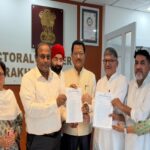 कांग्रेस प्रतिनिधिमंडल ने सीईओ से मिलकर एसआईआर में फर्जी आपत्तियों का मुद्दा उठाया