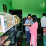 खाद्य पदार्थों के नमूने जांच को भेजे, रिपोर्ट का इंतजार