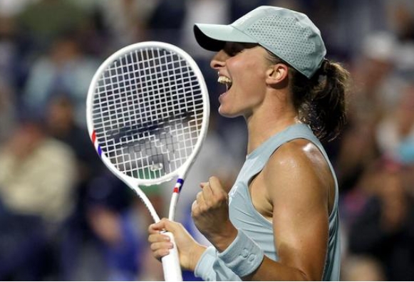 sports-tennis-canadian-open-swiatek-bt-svitolina