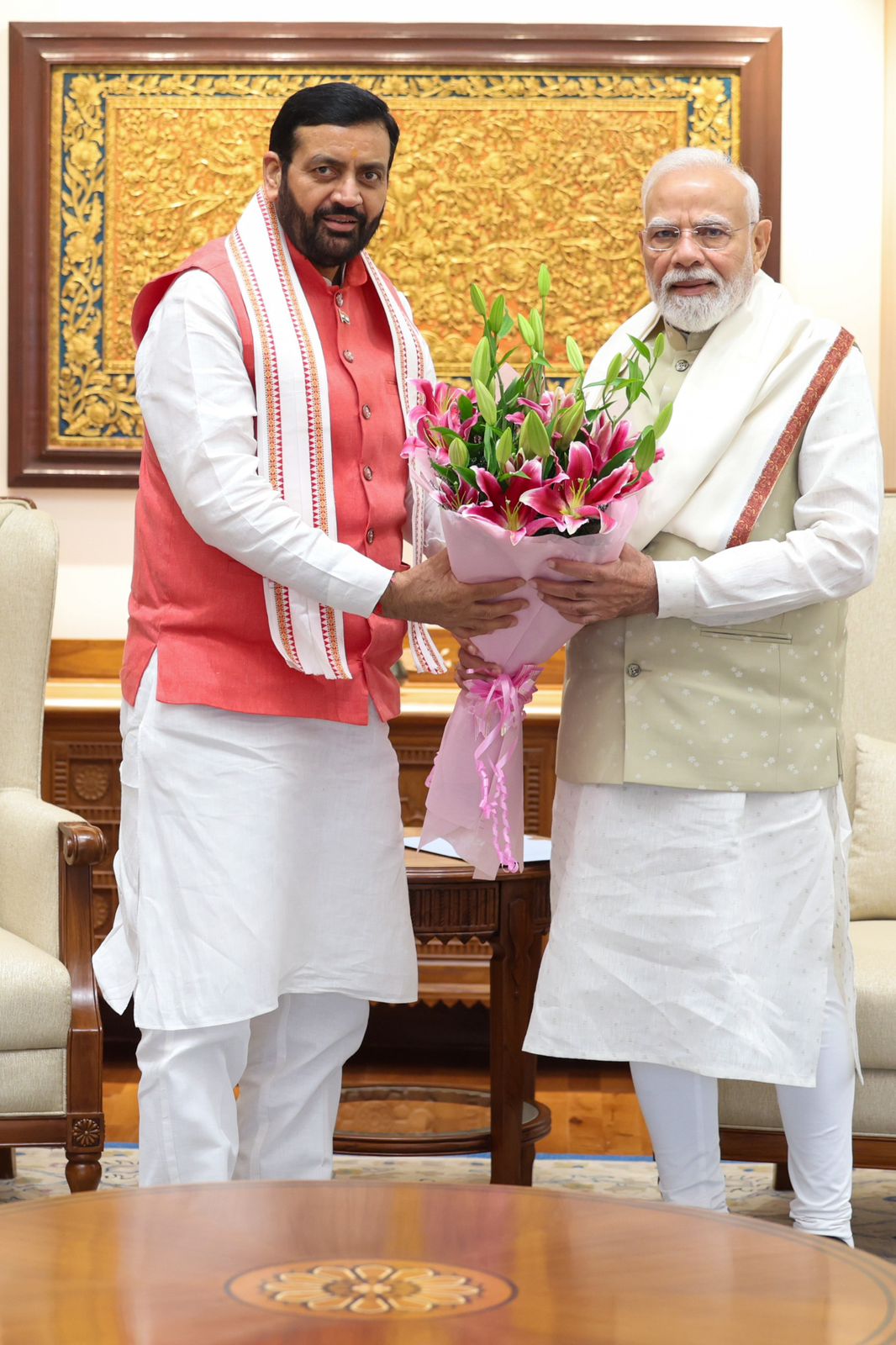 cm-met-pm-on-various-issue-