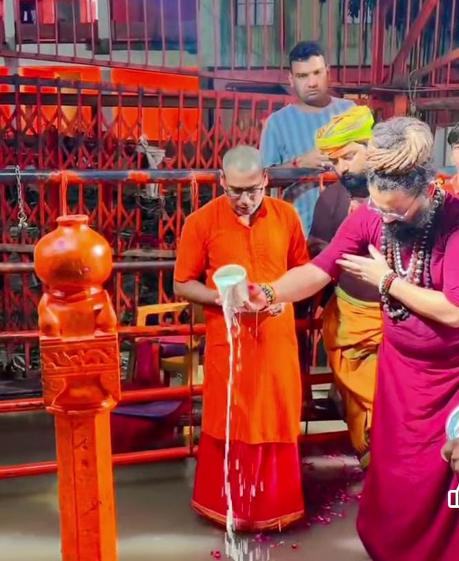 up-prayagraj-bajrangbali-ganga