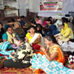 बेबी  सूट तैयार कर आत्मनिर्भर बनी नैनीताल सबाना