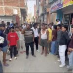 विद्युत निगम के विरोध में छीजारसी में प्रदर्शन, यातायात हुआ बाधित