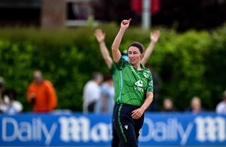 arlene-kelly-retirement-cricket