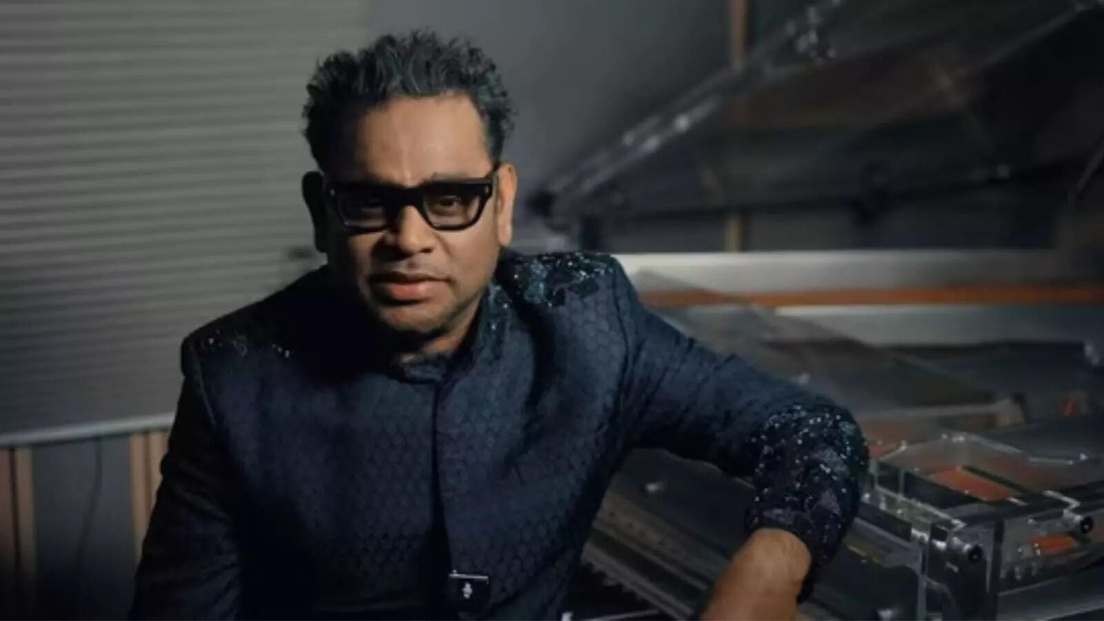 ar-rahman-make-acting-debut-moonwalk-release-diwal
