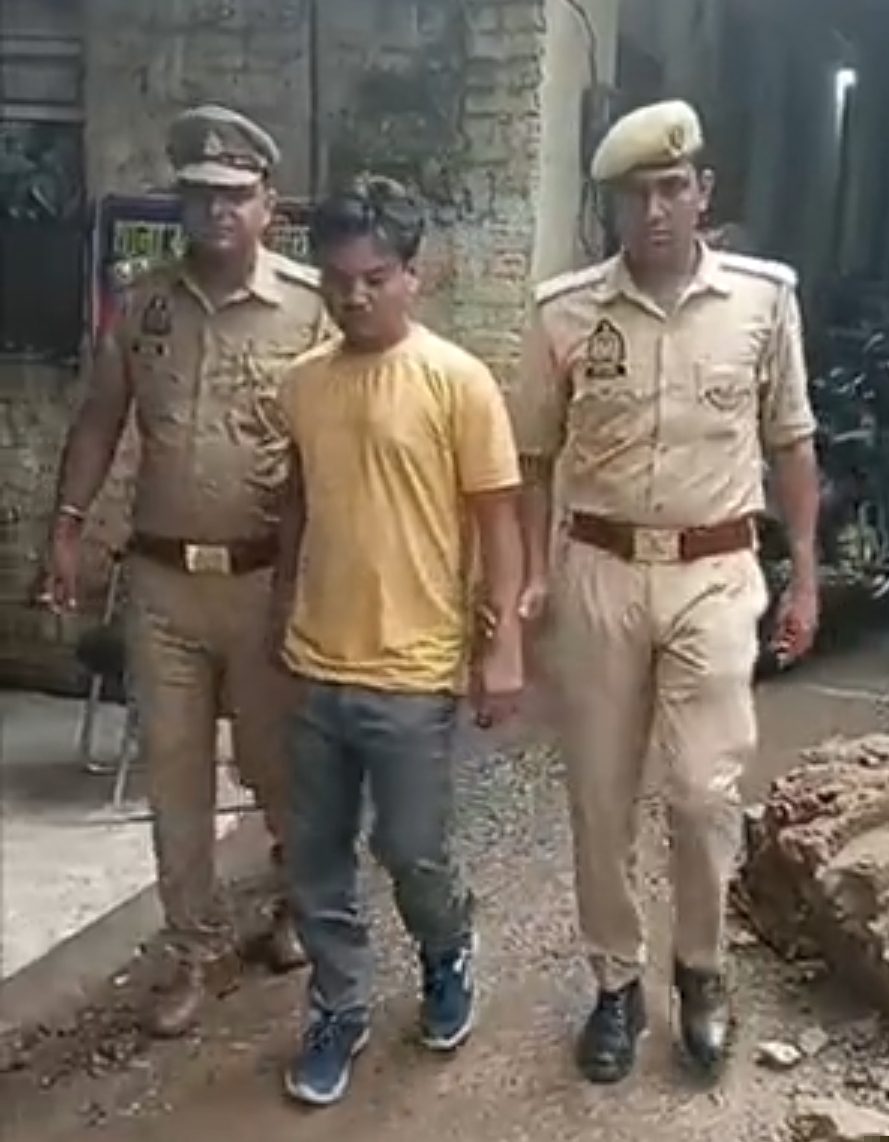 theft-of-15-lakh-at-backward-