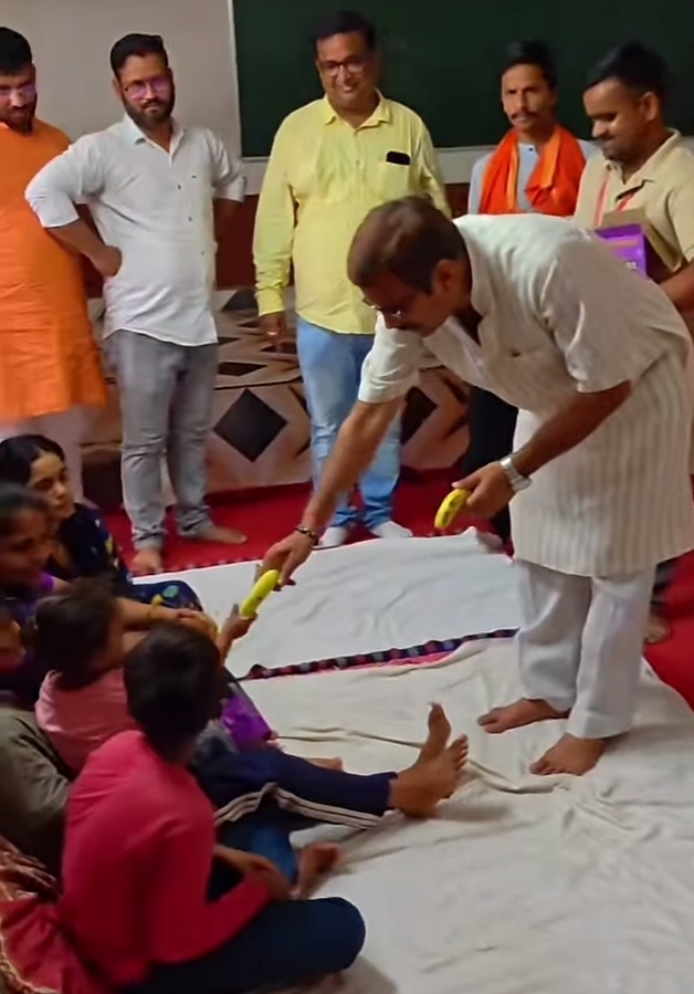 u-p-emotional-mla-flood-camp-
