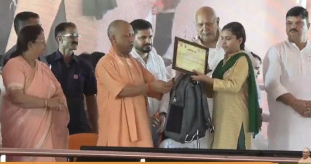 ayodhya-cm-yogi-anganvadi-