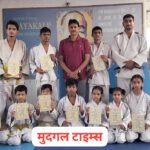 नेत्रहीन विद्यालय के दो छात्रों ने पास की जूडो बेल्ट परीक्षा, बढ़ाया विद्यालय का गौरव