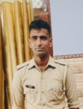 agra-cop-suicide-parade-ground