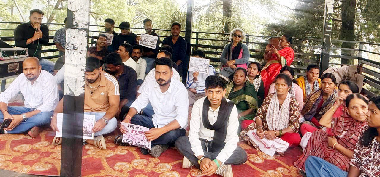 uk-villagers-demand-water