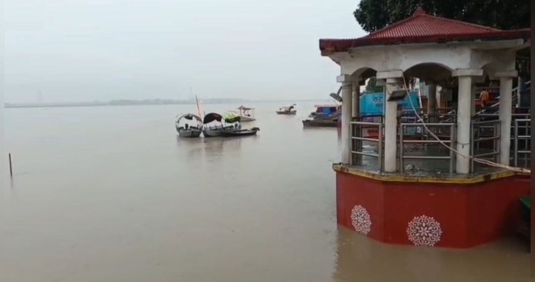 ganga-water-level-falls-