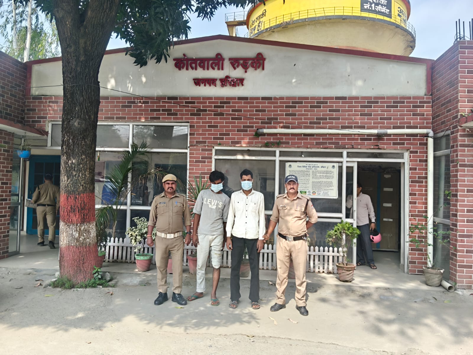 uk-roorkee-temple-theft-arrest