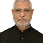 असदुद्दीन ओवैसी बता रहे, इस देश को महात्मा गांधी की जरूरत नहीं – अतहर जमाल लारी