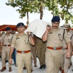 सड़क दुर्घटना में दिवंगत उपनिरीक्षक अरुण चाहर को राजकीय सम्मान के साथ दी अंतिम सलामी
