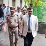 आधार कार्ड के बिना कचहरी में एंट्री नहीं, न्यायालय परिसर में सुरक्षा का पहरा सख्त, पुलिस और एंटी सबोटाज टीम ने चलाया सघन चेकिंग अभियान