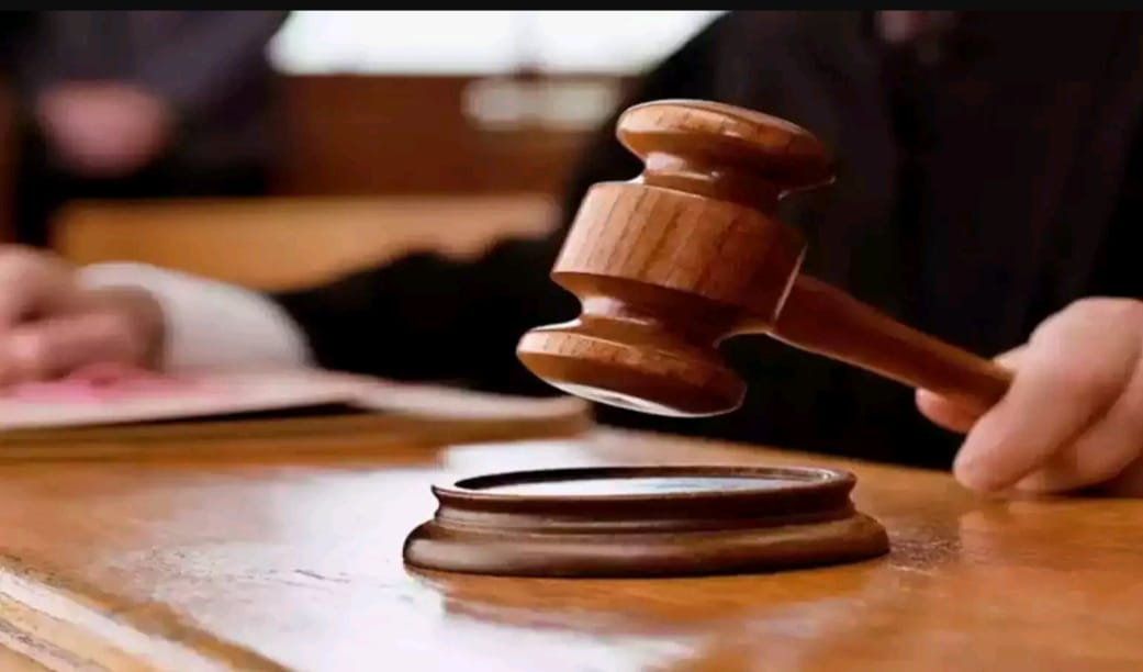 two-convicts-sentenced-to-four